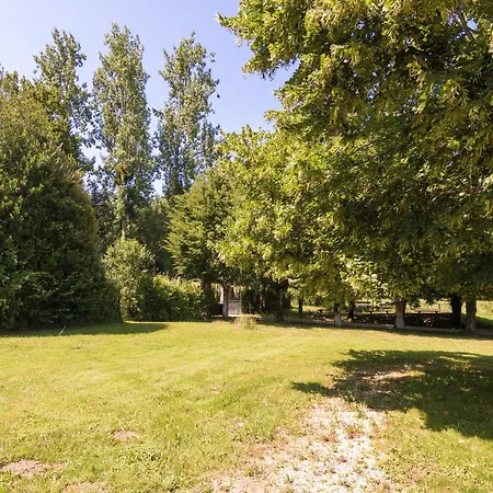 Hébergement de vacances Romantic In A Medieval Castle With Pool And Restaurant Among Others *