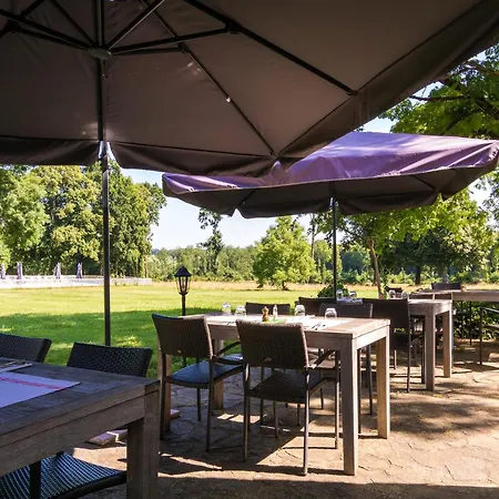 Ferienhaus Romantic In A Medieval Castle With Pool And Restaurant Among Others Chalais (Dordogne)